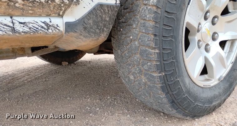 image for item DN6481 2015 Chevrolet Silverado 1500  Crew Cab pickup truck