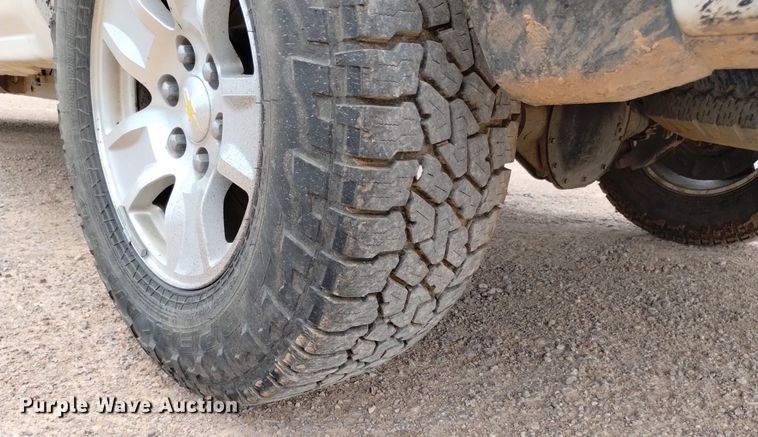 image for item DN6481 2015 Chevrolet Silverado 1500  Crew Cab pickup truck