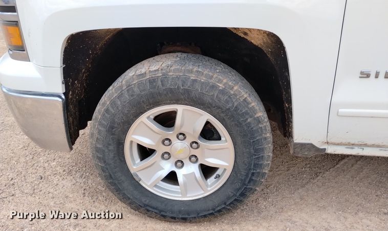 image for item DN6481 2015 Chevrolet Silverado 1500  Crew Cab pickup truck