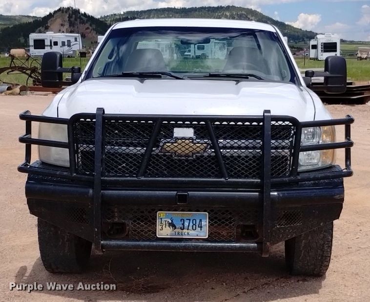 image for item DN6483 2011 Chevrolet Silverado 2500HD  Crew Cab pickup truck