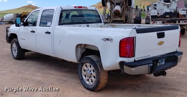 image for item DN6483 2011 Chevrolet Silverado 2500HD  Crew Cab pickup truck