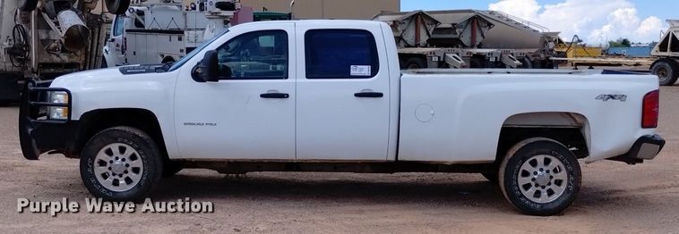 image for item DN6483 2011 Chevrolet Silverado 2500HD  Crew Cab pickup truck