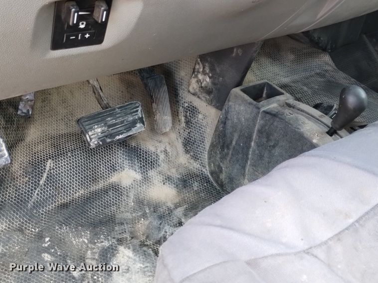 image for item DN6483 2011 Chevrolet Silverado 2500HD  Crew Cab pickup truck