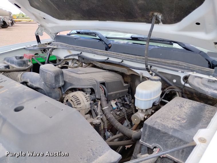 image for item DN6483 2011 Chevrolet Silverado 2500HD  Crew Cab pickup truck