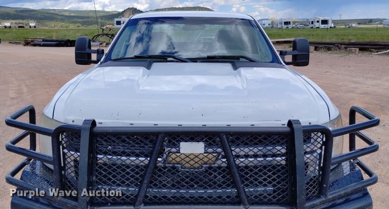 image for item DN6483 2011 Chevrolet Silverado 2500HD  Crew Cab pickup truck