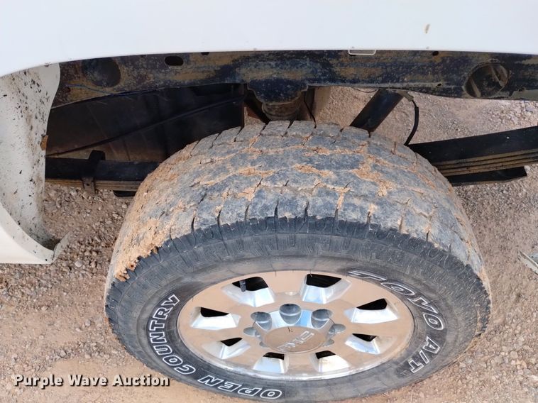 image for item DN6483 2011 Chevrolet Silverado 2500HD  Crew Cab pickup truck