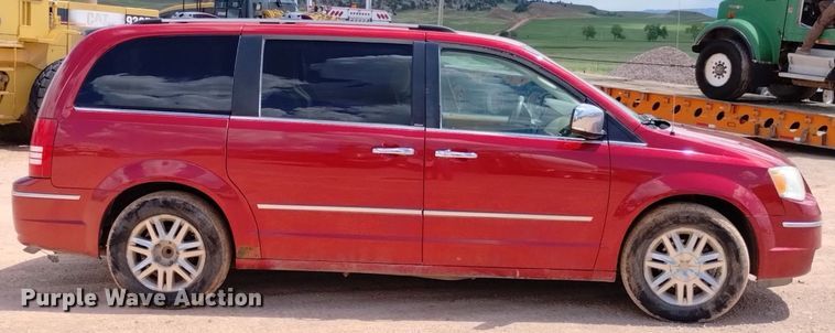 image for item DN6484 2009 Chrysler Town & Country Limited  van