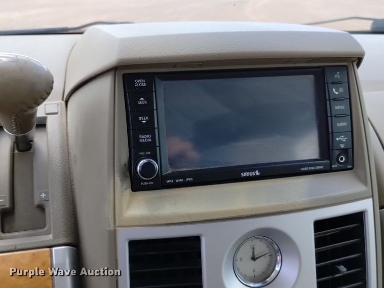 image for item DN6484 2009 Chrysler Town & Country Limited  van