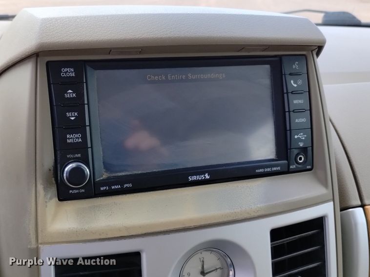 image for item DN6484 2009 Chrysler Town & Country Limited  van