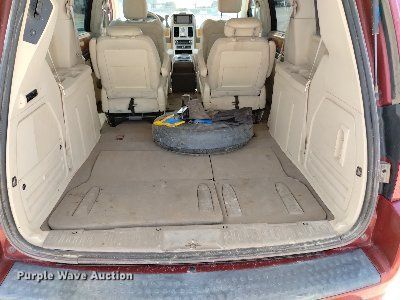 image for item DN6484 2009 Chrysler Town & Country Limited  van