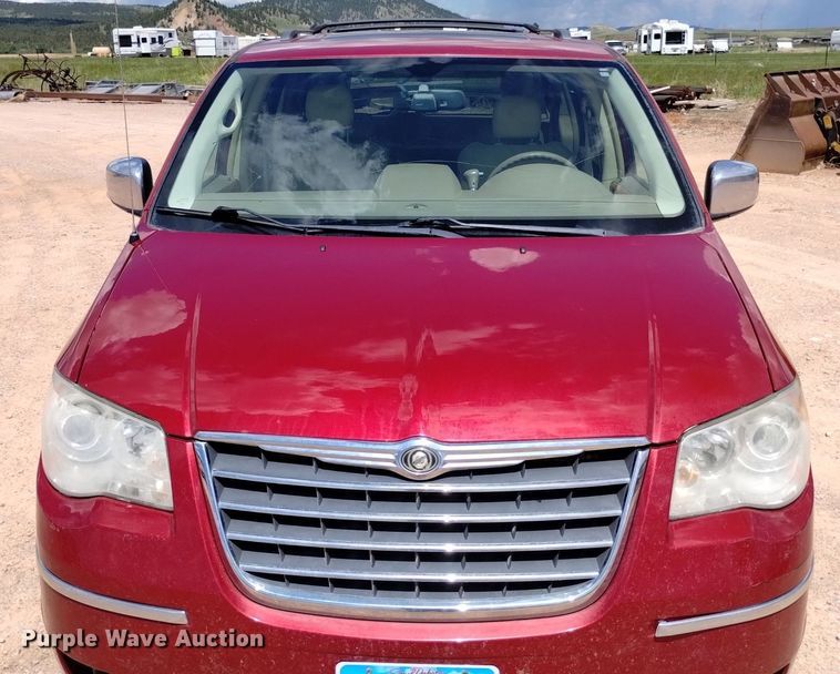 image for item DN6484 2009 Chrysler Town & Country Limited  van