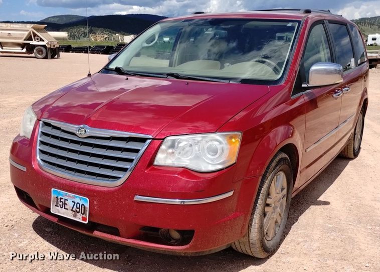 image for item DN6484 2009 Chrysler Town & Country Limited  van