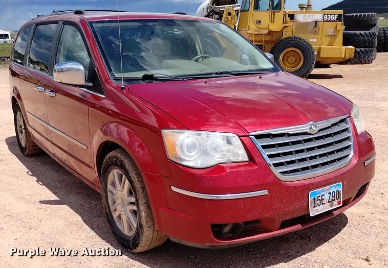 image for item DN6484 2009 Chrysler Town & Country Limited  van