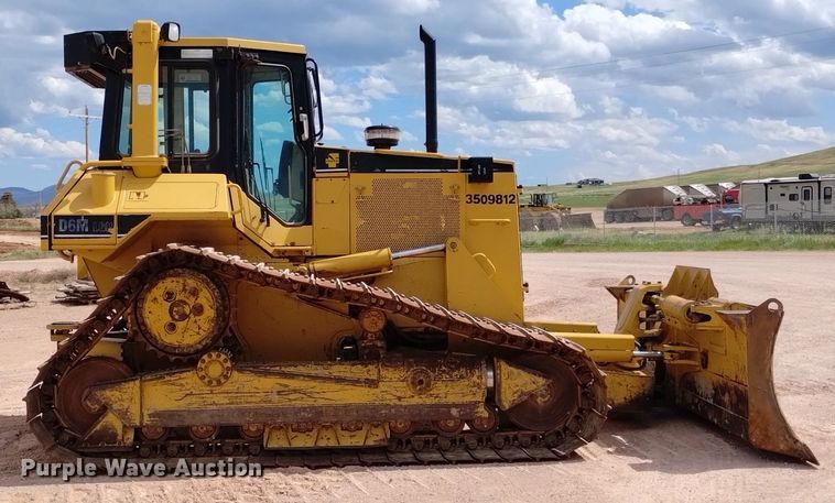 image for item DN6486 1999 Caterpillar D6M LGP  dozer