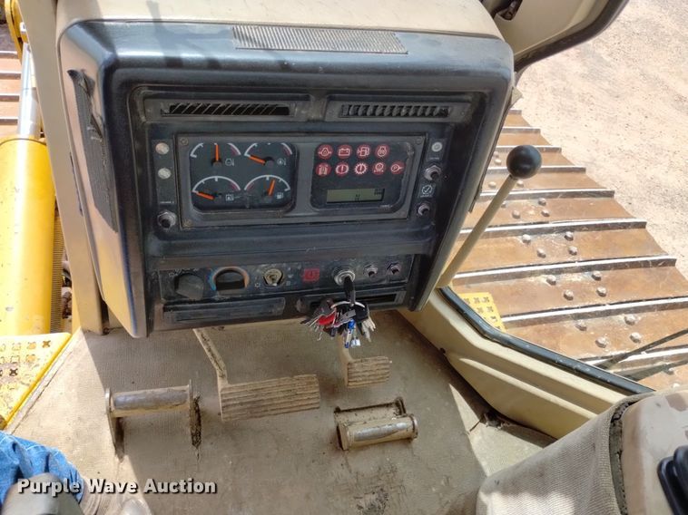 image for item DN6486 1999 Caterpillar D6M LGP  dozer