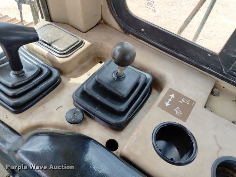 image for item DN6486 1999 Caterpillar D6M LGP  dozer