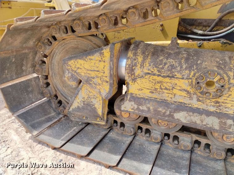 image for item DN6486 1999 Caterpillar D6M LGP  dozer