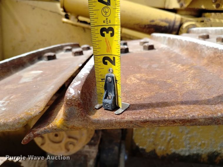 image for item DN6486 1999 Caterpillar D6M LGP  dozer