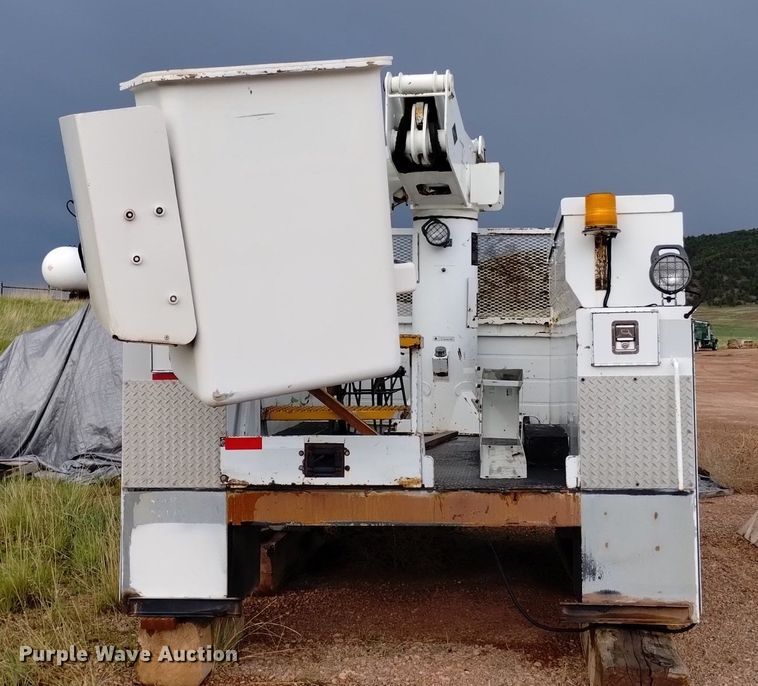 image for item DN6487 Knapheide 6133HC  bucket truck bed