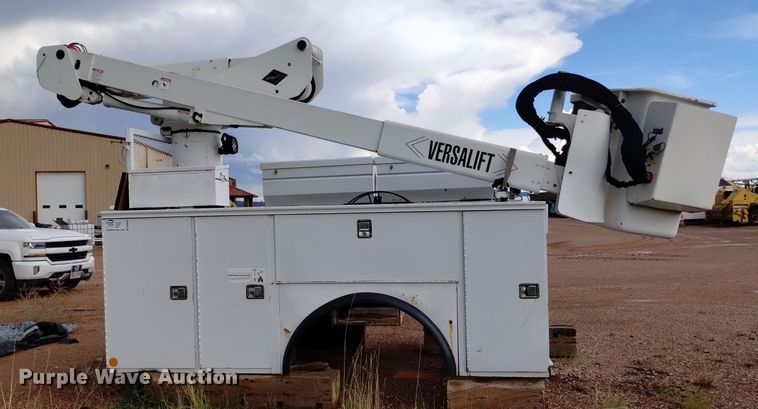 image for item DN6487 Knapheide 6133HC  bucket truck bed