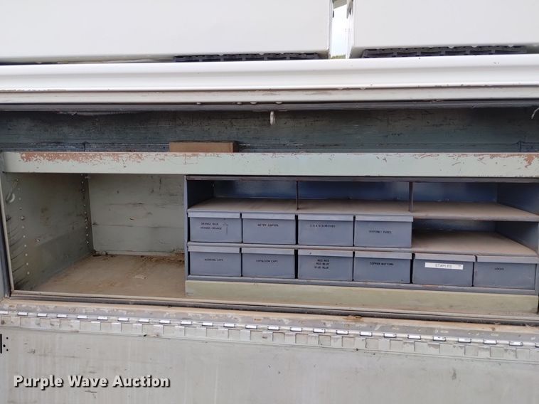 image for item DN6487 Knapheide 6133HC  bucket truck bed