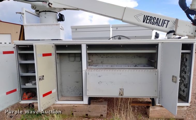 image for item DN6487 Knapheide 6133HC  bucket truck bed