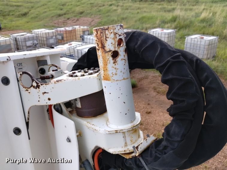 image for item DN6487 Knapheide 6133HC  bucket truck bed