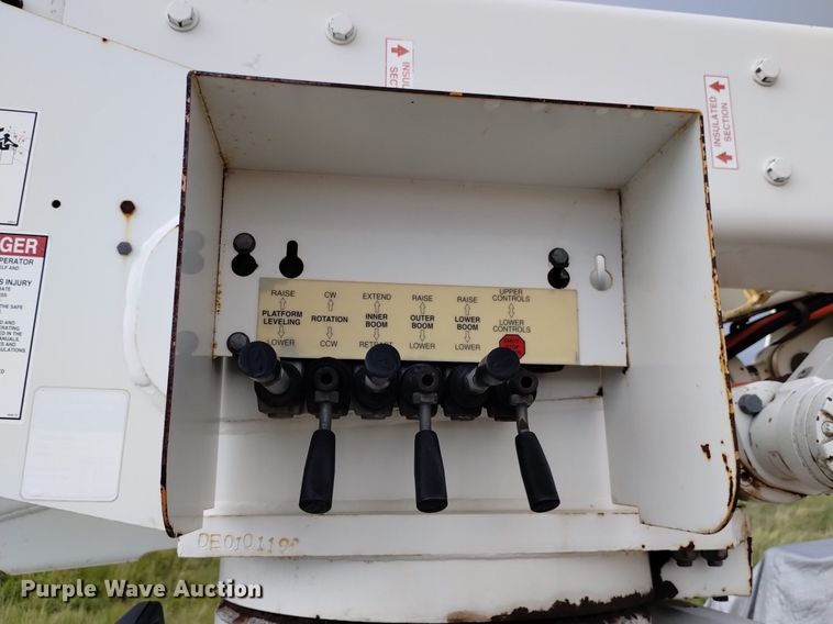 image for item DN6487 Knapheide 6133HC  bucket truck bed