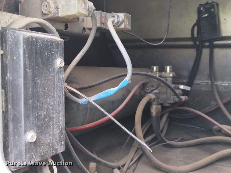 image for item DN6488 1993 Beall BD-N3442-93  bottom dump trailer