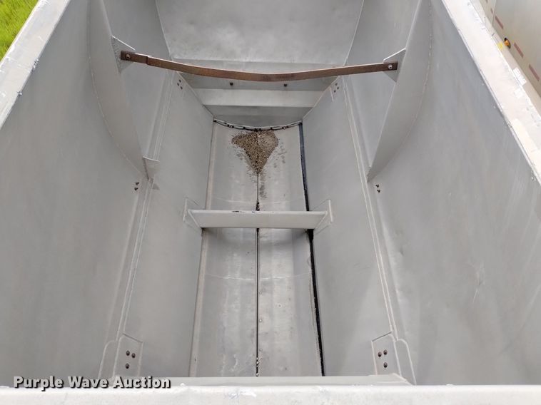 image for item DN6488 1993 Beall BD-N3442-93  bottom dump trailer