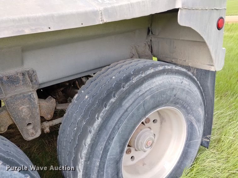 image for item DN6488 1993 Beall BD-N3442-93  bottom dump trailer