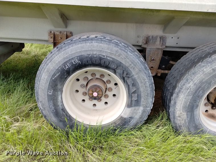 image for item DN6488 1993 Beall BD-N3442-93  bottom dump trailer
