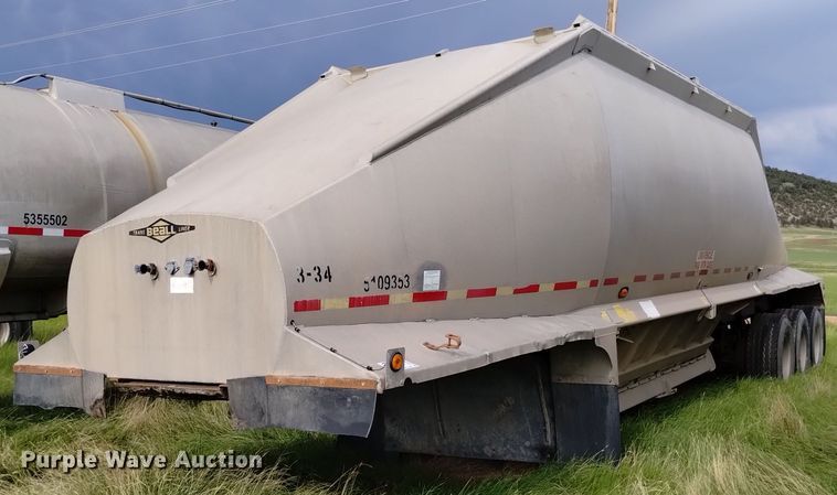 image for item DN6489 1993 Beall BD-N3454-93  bottom dump trailer