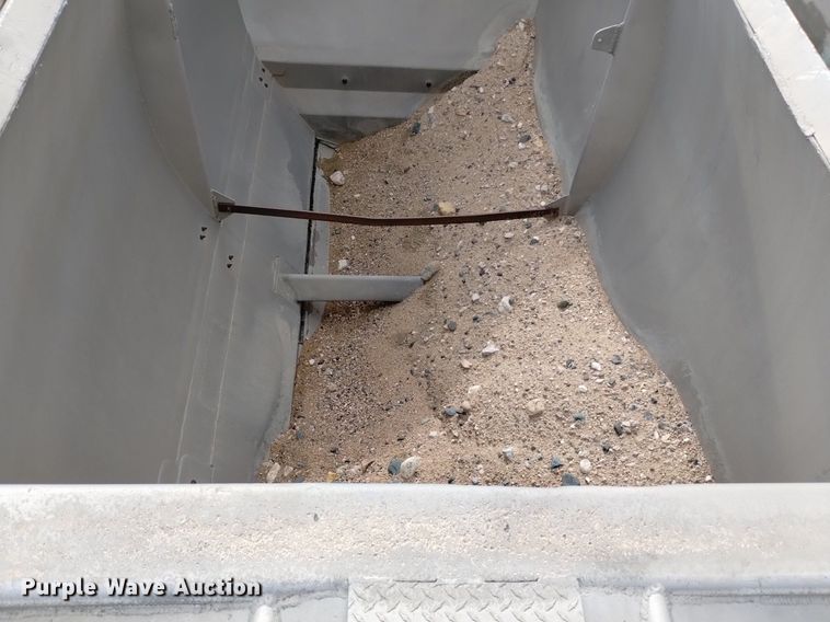 image for item DN6489 1993 Beall BD-N3454-93  bottom dump trailer