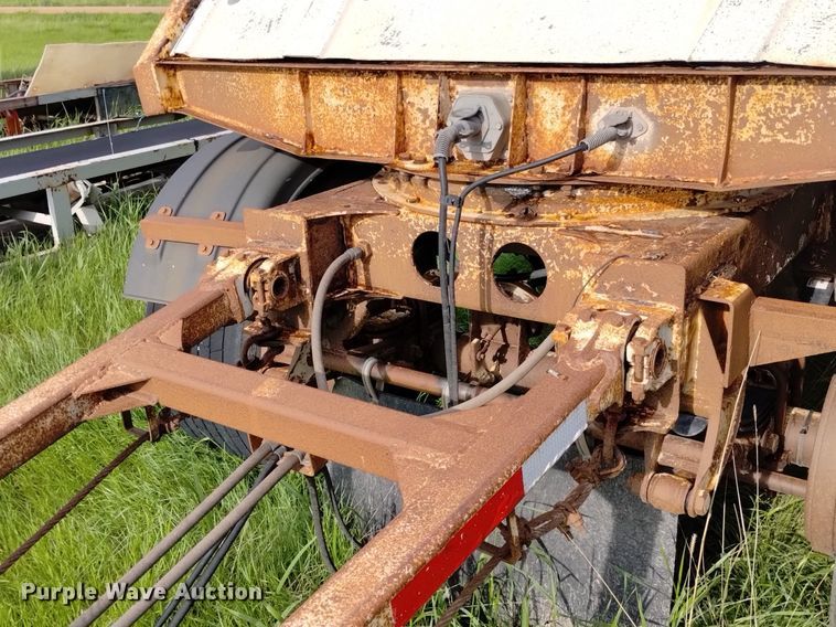 image for item DN6490 2006 Ranco LW11-20F  bottom dump pup trailer