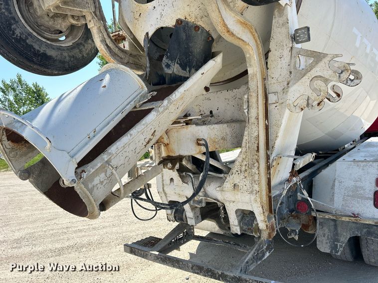 image for item DR4630 2006 Sterling LT9500  ready mix truck