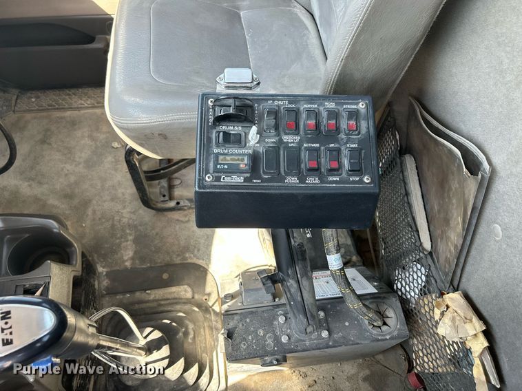 image for item DR4630 2006 Sterling LT9500  ready mix truck