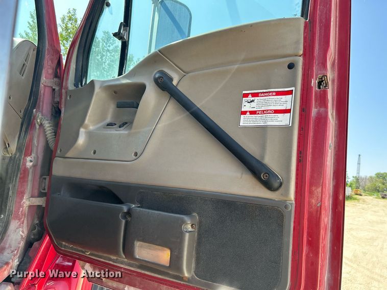 image for item DR4630 2006 Sterling LT9500  ready mix truck