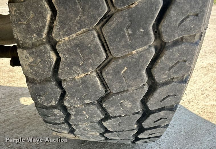 image for item DR4630 2006 Sterling LT9500  ready mix truck