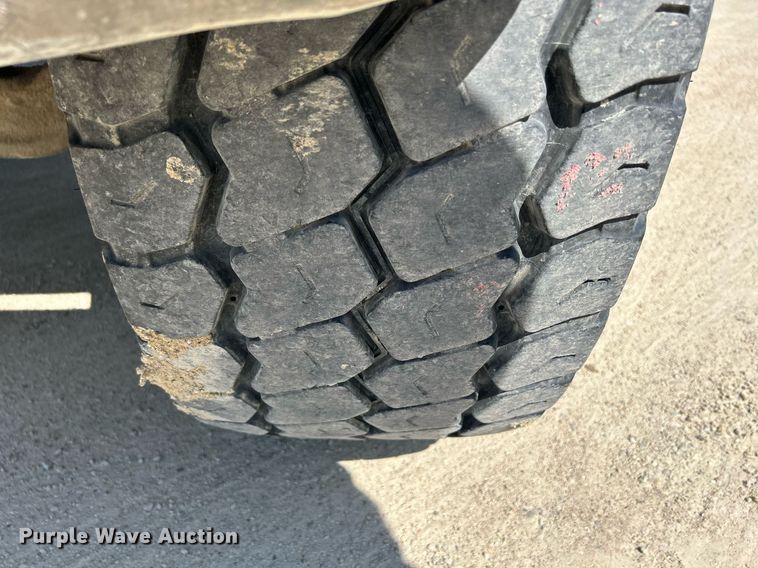 image for item DR4630 2006 Sterling LT9500  ready mix truck