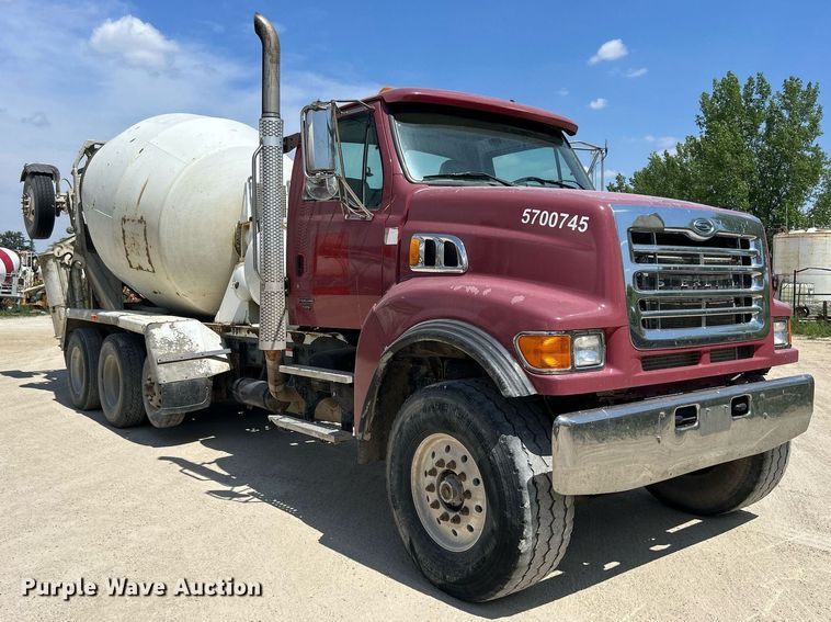image for item DR4631 2007 Sterling L9511  ready mix truck