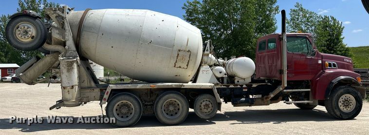 image for item DR4631 2007 Sterling L9511  ready mix truck