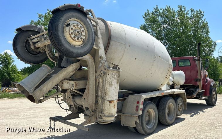 image for item DR4631 2007 Sterling L9511  ready mix truck