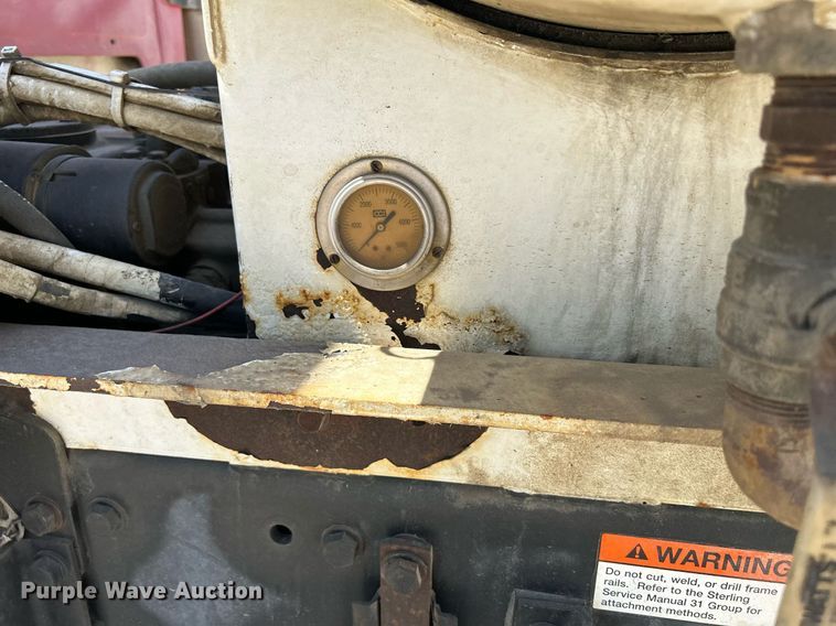 image for item DR4631 2007 Sterling L9511  ready mix truck