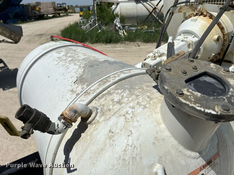 image for item DR4631 2007 Sterling L9511  ready mix truck