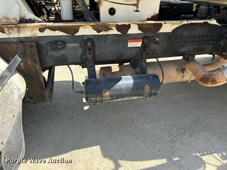 image for item DR4631 2007 Sterling L9511  ready mix truck