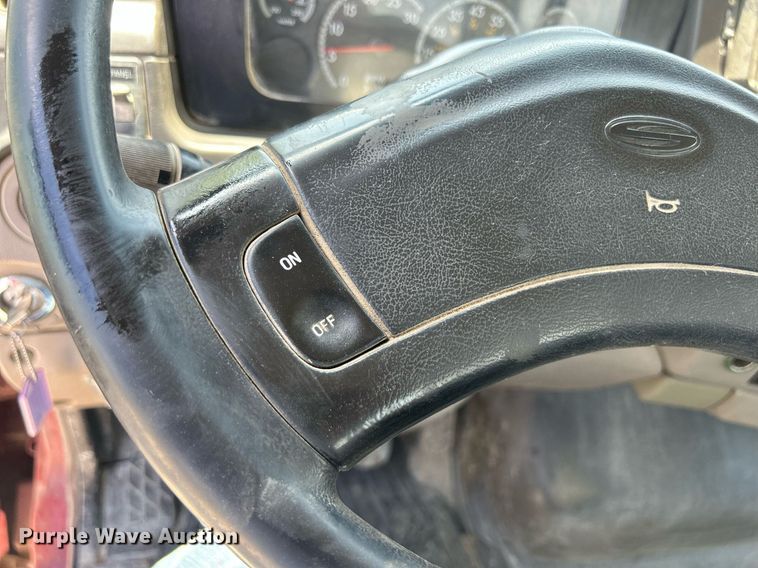 image for item DR4631 2007 Sterling L9511  ready mix truck