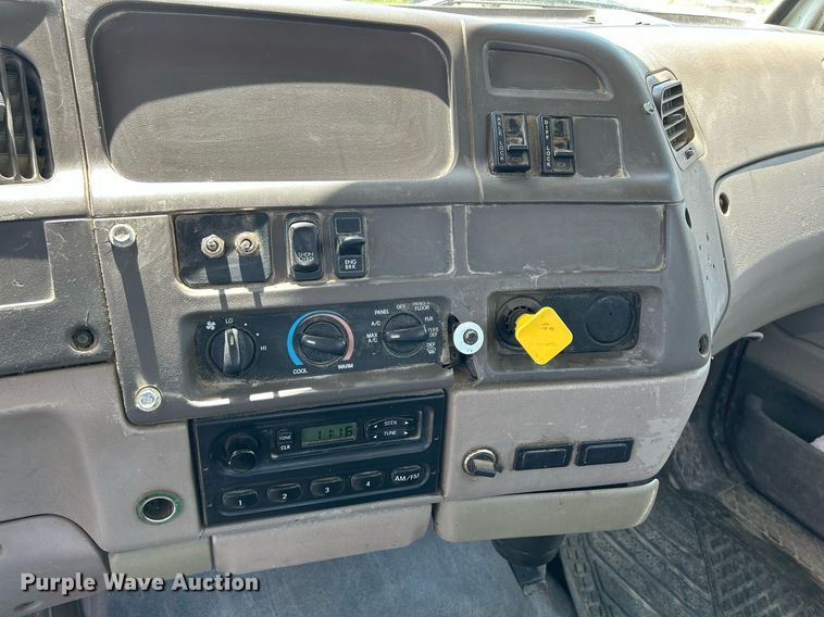 image for item DR4631 2007 Sterling L9511  ready mix truck