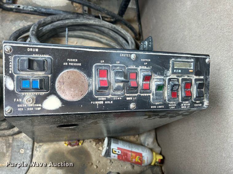 image for item DR4631 2007 Sterling L9511  ready mix truck