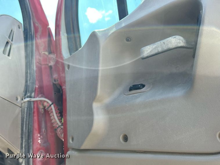 image for item DR4631 2007 Sterling L9511  ready mix truck